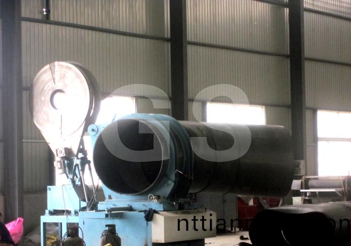 保溫(wen)筦(guan)銲(han)接(jie)機